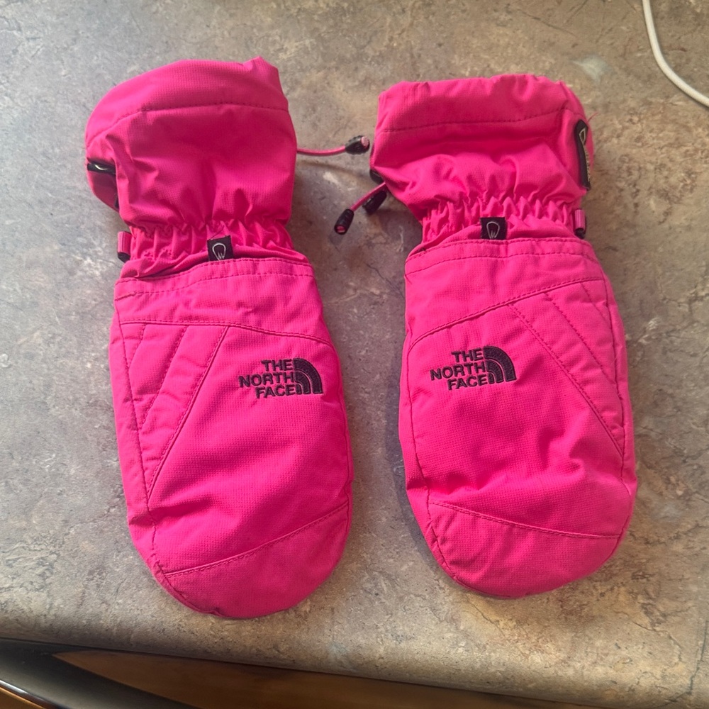 The North Face Kids' Bright Pink Mittens